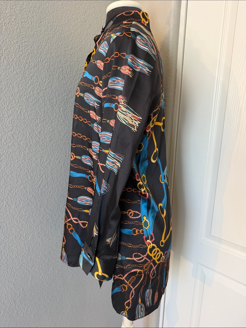 Zara Black Chain Print Shirt Silk-Feel Long Sleeve Button Up Blouse Size Small - Picture 5 of 9